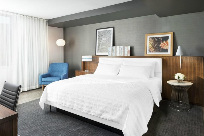 Le Meridien Chicago - Oakbrook Center Rooms: Pictures & Reviews ...