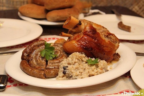 Коми пермяцкий ресторан. Ресторан национальный Кудымкар. Ресторан Коми пермяцкой кухни Кудымкар. Рестораны Кудымкара национальный. Блюда Коми пермяцкой кухни.