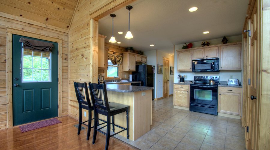 Equipped kitchens for the culinary expert of your group!
