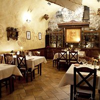 Leonardo room