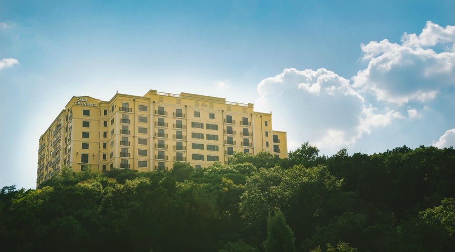 Breathtaking Views, Breathtaking Venue