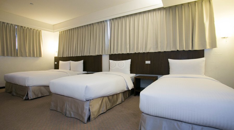 The Quadruple Room at the Sansui Hotel