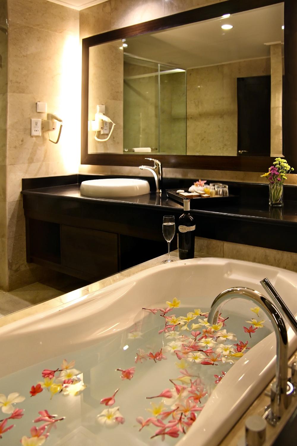 Hotel photo 15 of The Singhasari Resort.