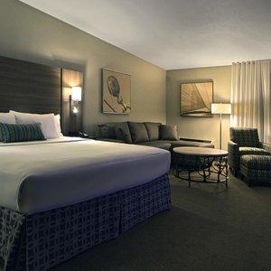 Executive Inn & Suites in Oakland