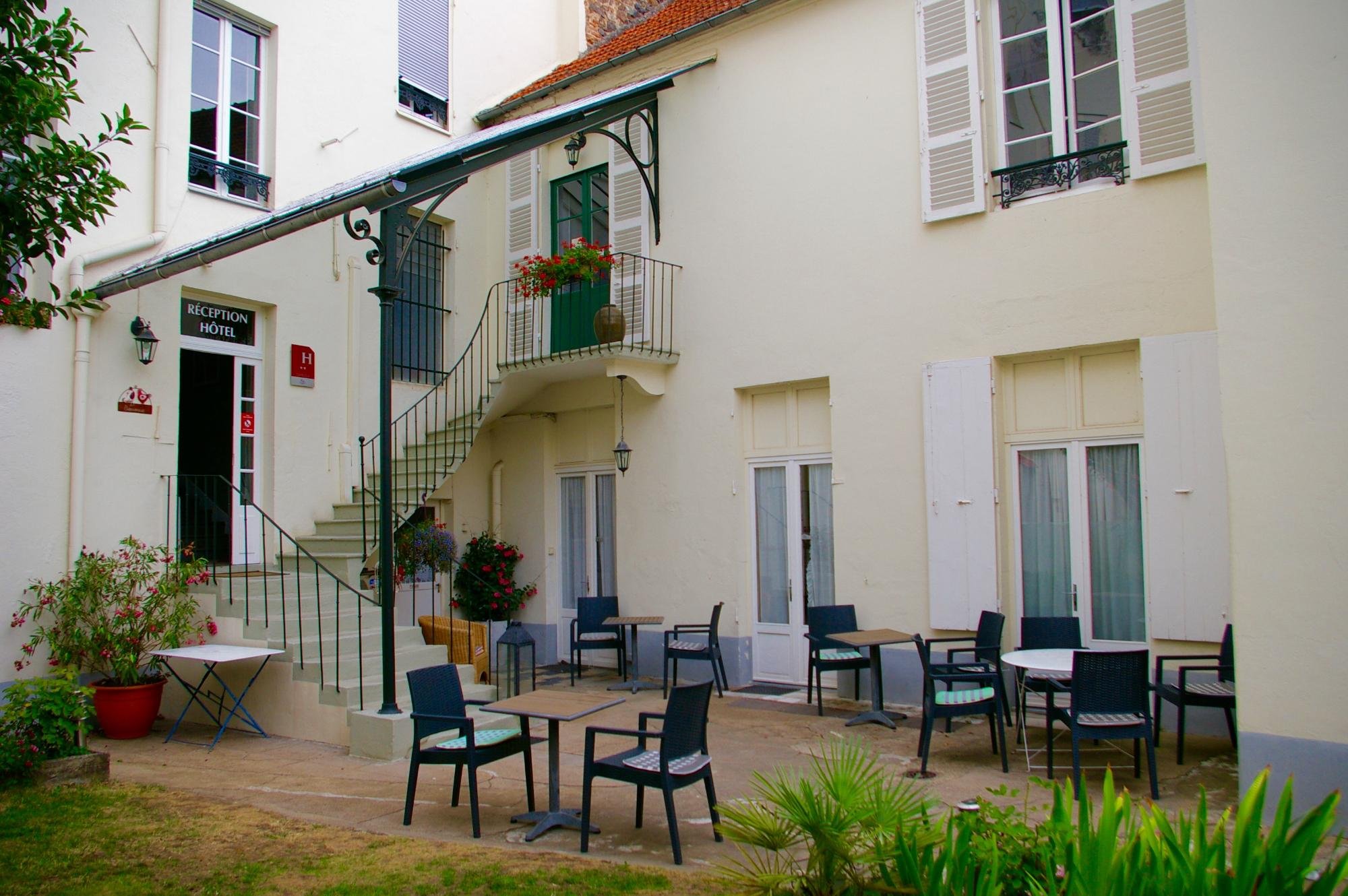 Hotel De Naples by null