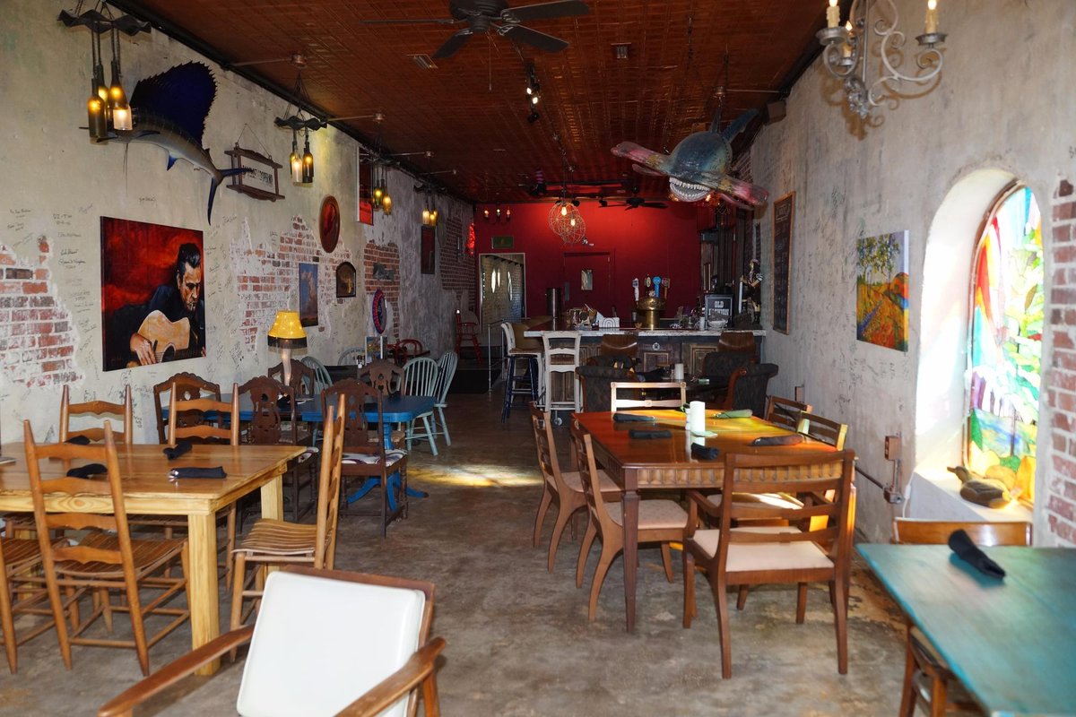 THE RABBIT HOLE, Elba - Restaurant Reviews, Photos & Phone Number -  Tripadvisor