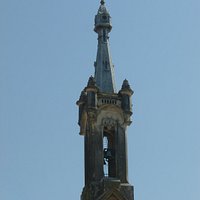 Campanario y cúpula...