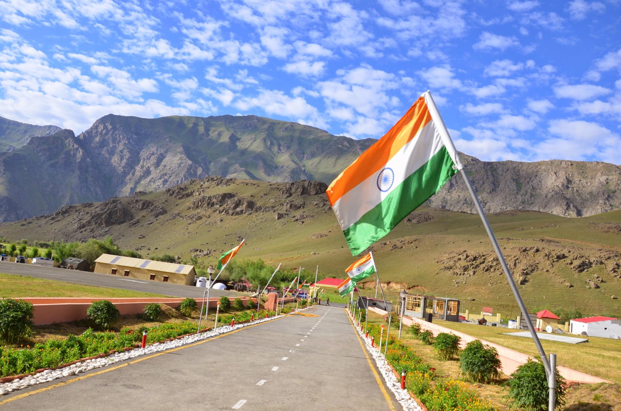 Kargil Vijay Diwas 2021 Quotes & Messages: Remembering Heroes of Operation  Vijay With These Patriotic Thoughts, Images and HD Wallpapers on July 26 |  🙏🏻 LatestLY