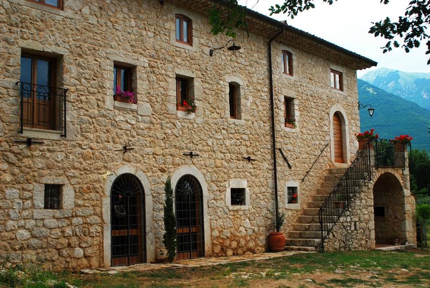 B&B CASAL COMINIUM - Prices & Reviews (Italy/San Donato Val Di Comino)