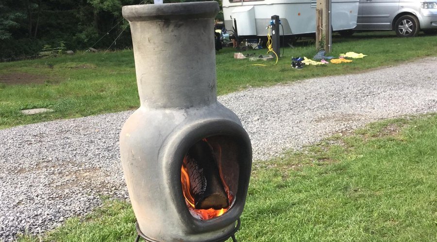 Houtvuurtje mag op deze camping