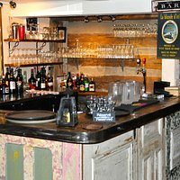 bar