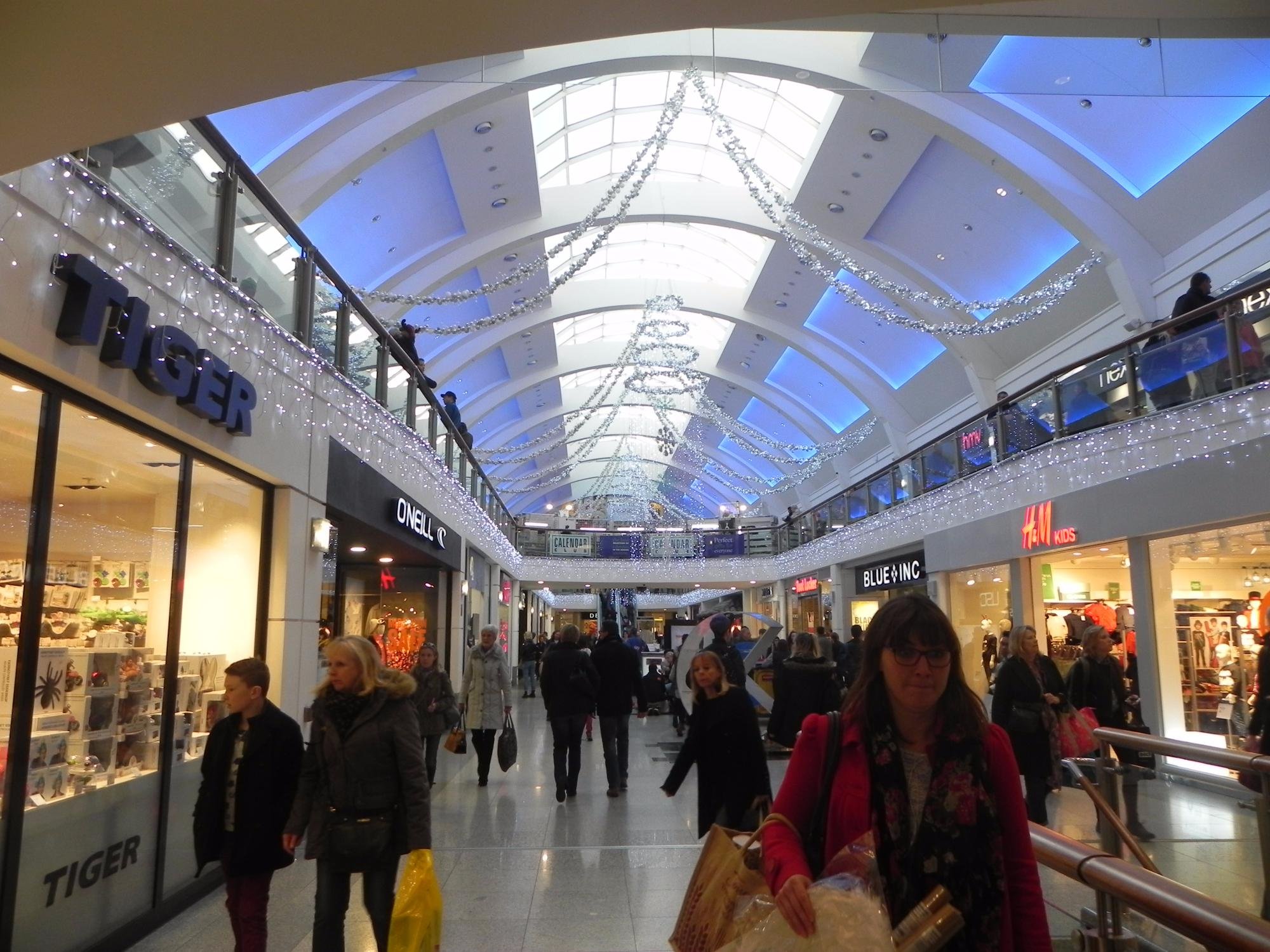 Churchill square store shoe shops