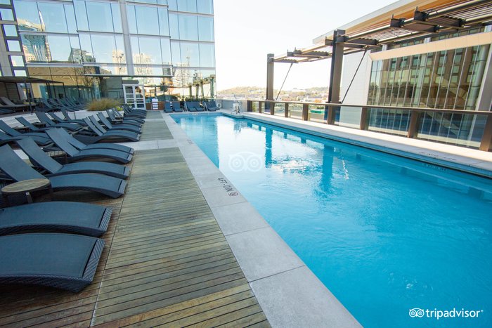 Omni Nashville Hotel Pool: Pictures & Reviews - Tripadvisor