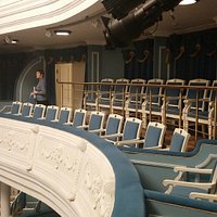 Интерьер внутри