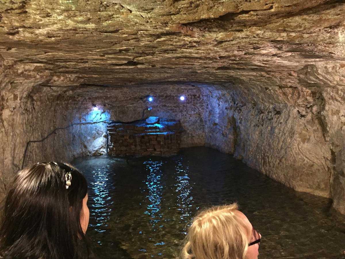 cave tours in stillwater mn