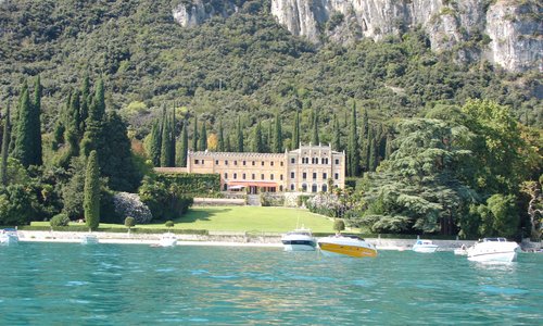 HOME ON LAKE GARDA