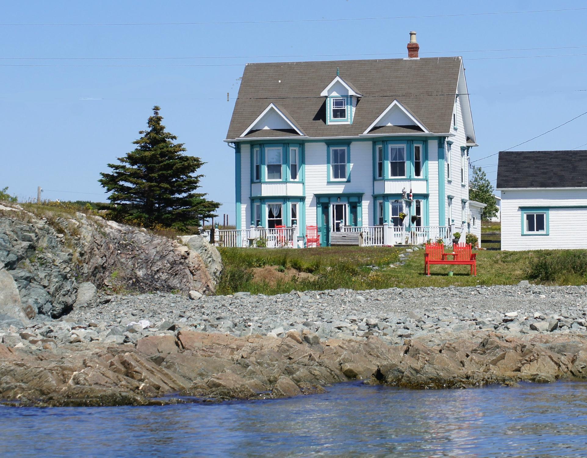 CAPTAIN'S LEGACY B & B - Prices & B&B Reviews (Twillingate ...