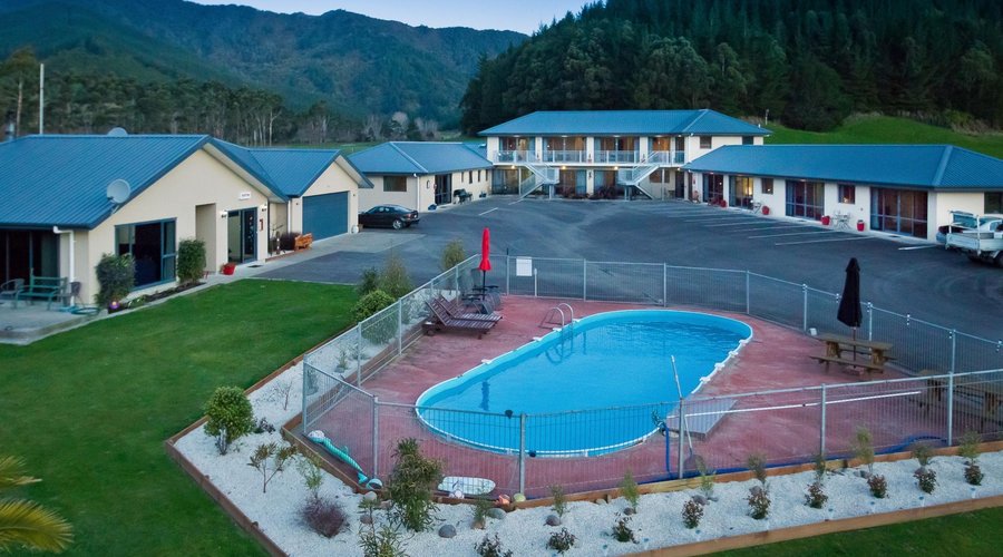 Linkwater Lodge Motel