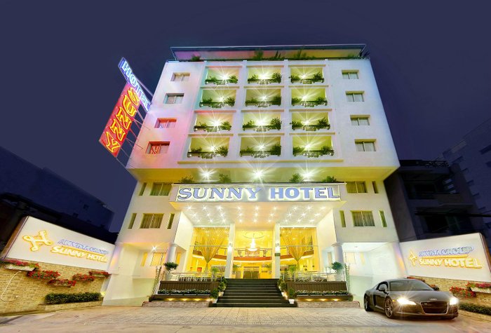 Sunny Hotel Нячанг