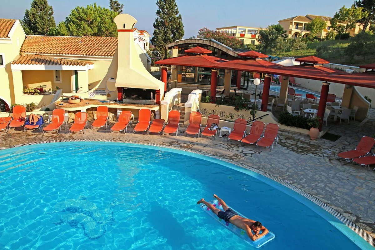 Mediterranean Blue Resort, hotel in Corfu