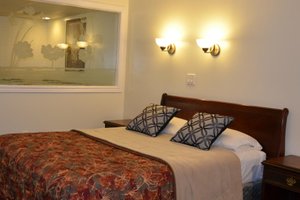 Room & Suite