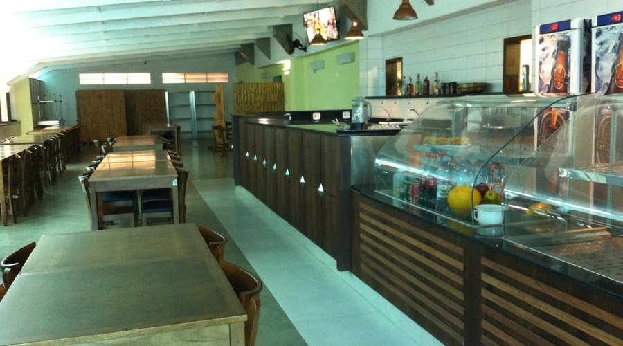 o restaurante onde era servido o café da manhã.