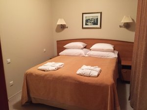 Room & Suite