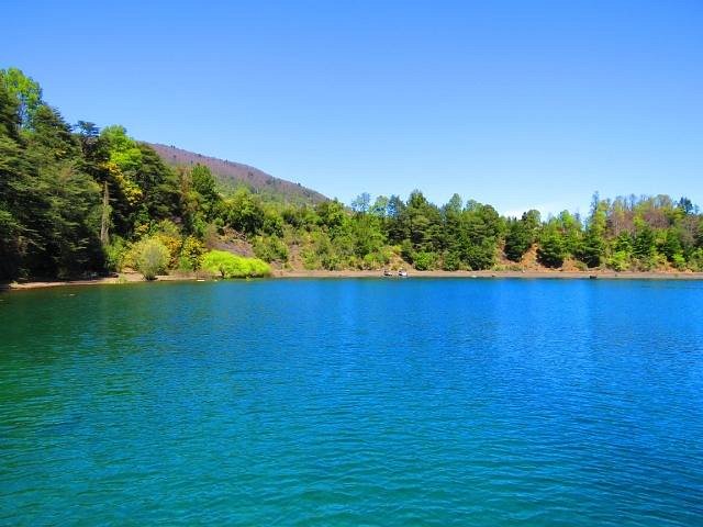 Lake Caburga image