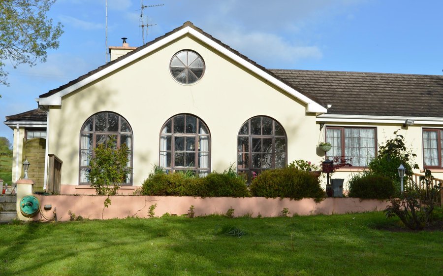 Front view of Ashgrove House