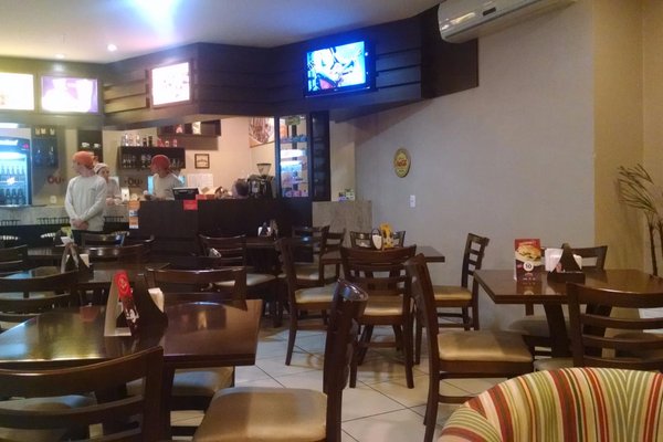 Restaurante Hamburgueria, Bento Gonçalves, Av. Dr. Antônio Casagrande -  Opiniones del restaurante