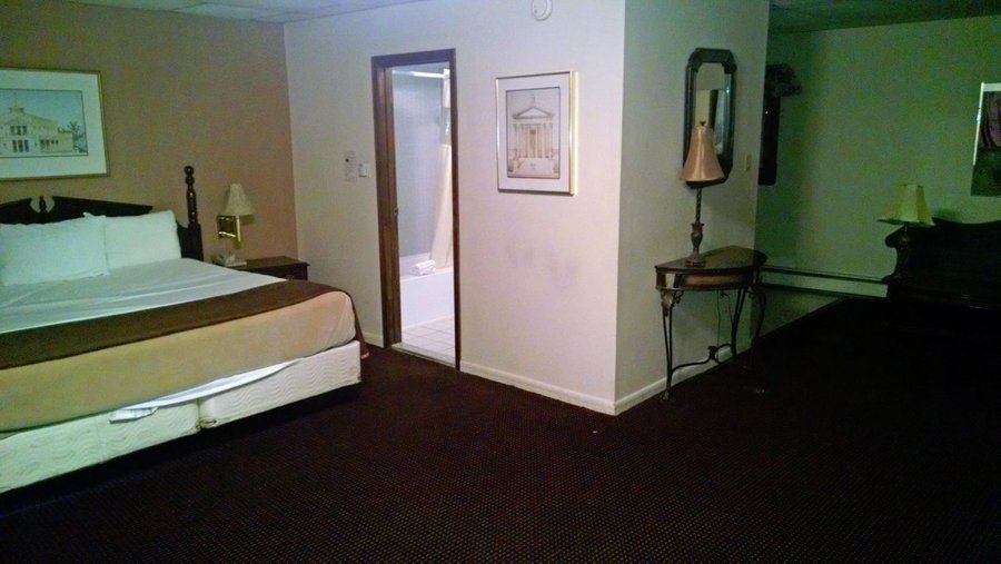 VIEW FROM ENTRY DOOR