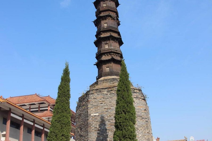 Chongjue Tample Tower image