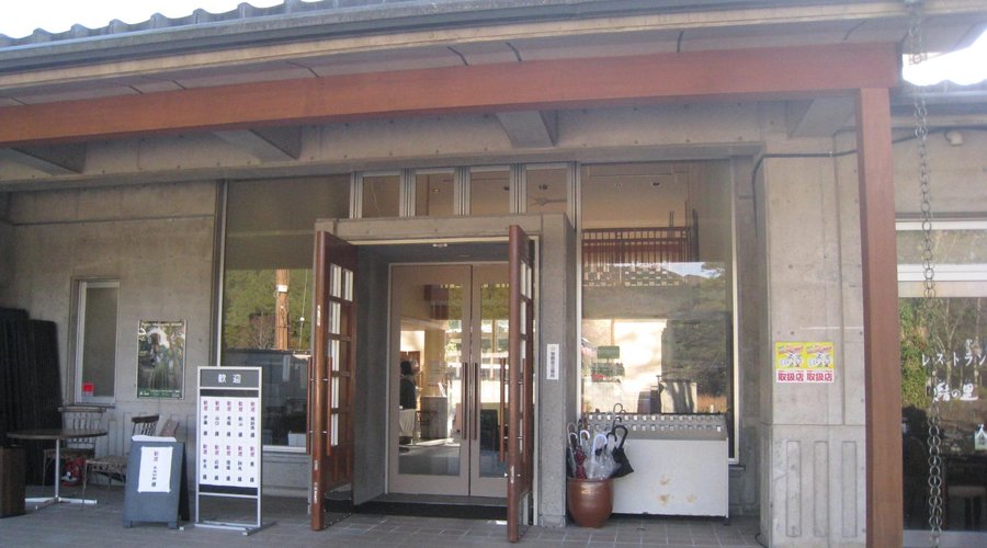 ホテルの玄関