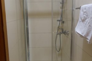 Room & Suite