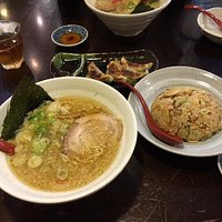コテコテ麺しょうゆとミニチャーハン