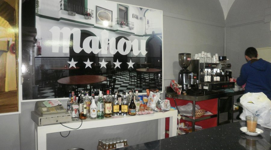 Bar