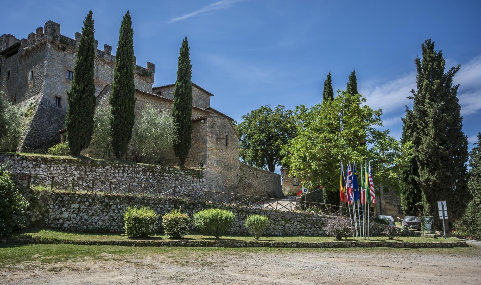 Castel Pietraio image