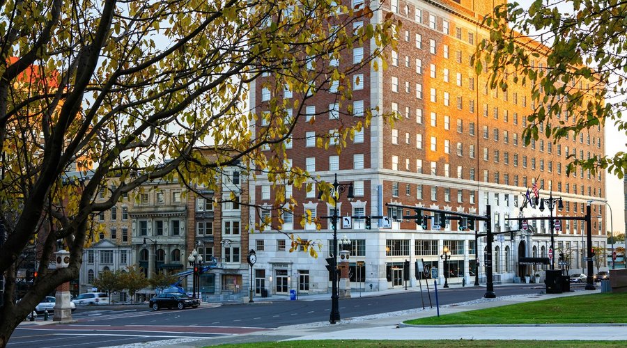 Renaissance Albany Hotel Exterior