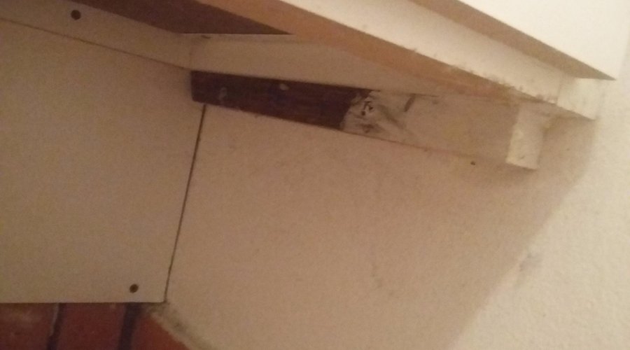 Teias de aranha , aranhas embaixo da cama