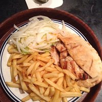 Medium kebab & medium chicken kebab with chips, great.
Fast home delivery.