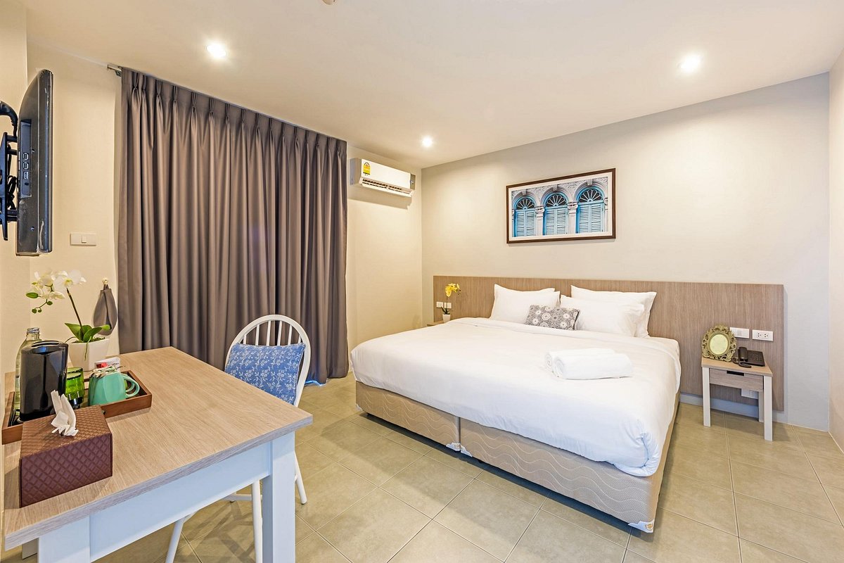 Suites phuket. Recenta Phuket Suanluang. Ramada by Wyndham Chao Fah Phuket.