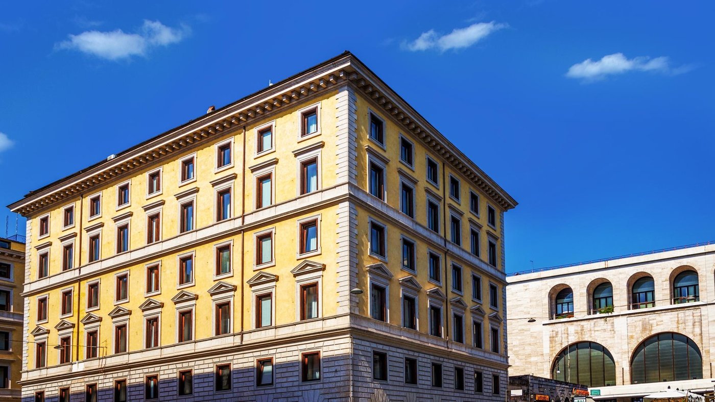 gioberti hotel rome to trevi fountain