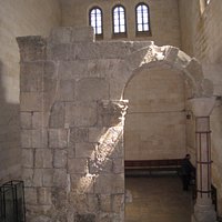 арка древнего храма