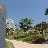 駱山公園の城郭