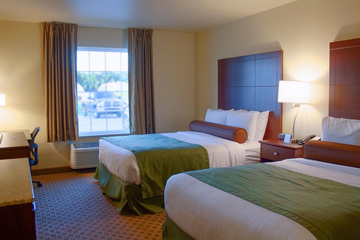 Cobblestone Inn & Suites - Winterset $113 ($̶1̶4̶8̶) - Updated 2022 