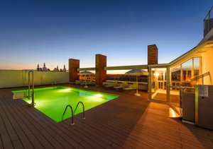 Piscina e praia