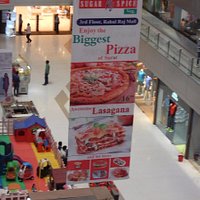 If only this banner were true. I was looking forward to that pizza.