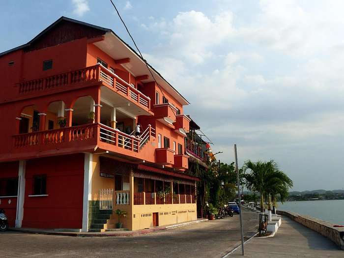 HOTEL LA UNION $46 ($̶5̶2̶) - Prices & Lodge Reviews - Flores, Guatemala