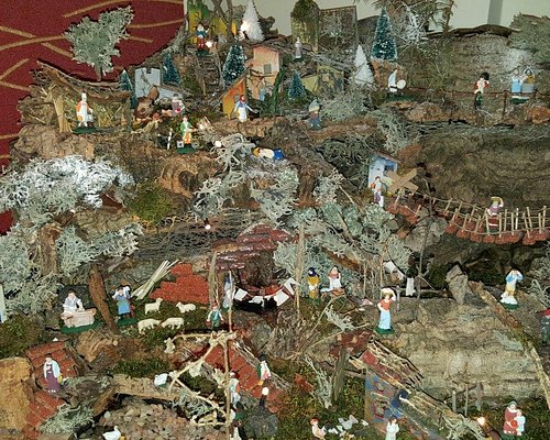 naples tourist gift shop