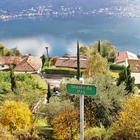 Lago e sentiero